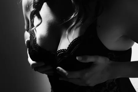 MelodyRoseUk Public Pic 4