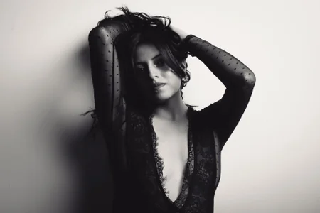 LunnaMendoza ♠ B&W ♥ Pic 5