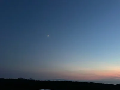 TSUKI_circle Public Immagine  2