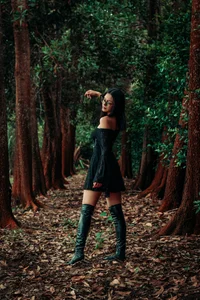 Abbydreams_ in to the darkness the forest 🍃🍂🍃 Foto