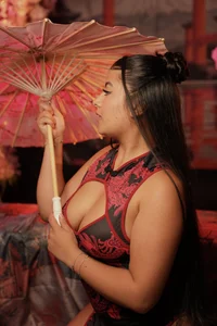 dahiana_rouss I come from the East for and for you🈺 Immagine  6