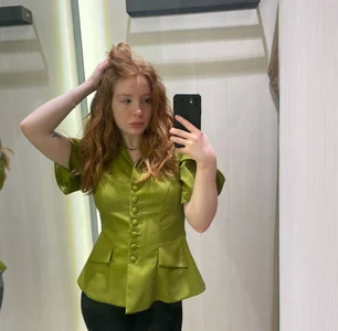 CelineArdenのPublicの 5枚の写真