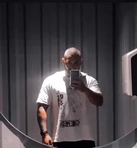 Max-prada Gym Pic