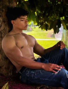 DanielHaloranCasual图片 4