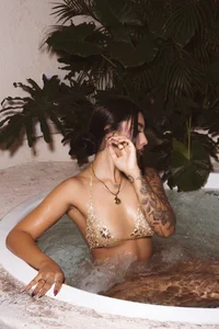 Golden Goddess👑 de Kali-hill  6 Imagens