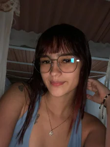 MelodyMansson i wanna your milk Foto