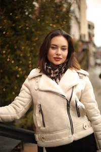 Zdjęcia JaneWyatt walk:  4