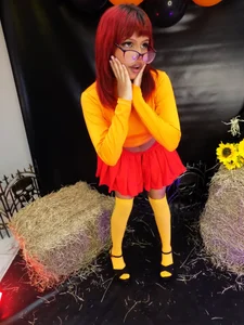 BonnieAnderson_ happy halloween 🎃 Pic 6