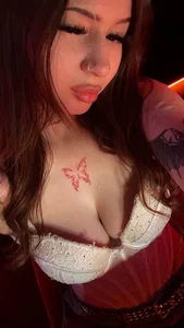 MarigoldMary Public Pic 5