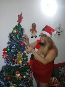 EllisW8: Christmas ( 4 фото)