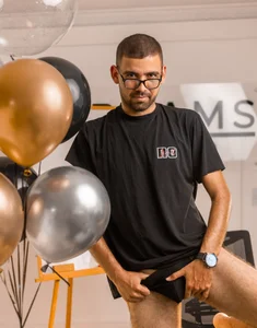 magnus_serket Happy Birthday to Me... Undressed 🎁 Foto 3