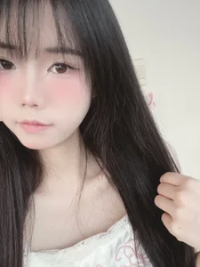 yin202601: Public ( 3 фото)