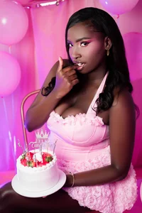SaharaBailey Welcome 21! 🎈 Pic 9