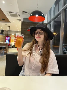 Lisa_Moones Public Pic