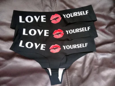 Noielya_ShotUsed🩲🩲🩲 2000 tk inside UK , 3000 tk worldwide 🌎🌎🌎 Bild