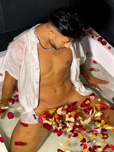 Gentleman🔥 de teo_swt  4 Imagens