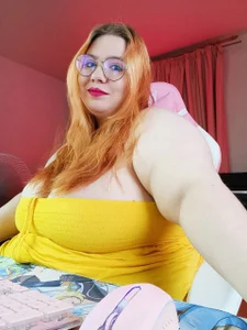 Ariakashi Public  2টি ছবি