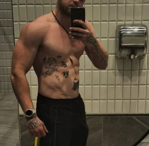 hotbuffaloblll Public Poză 3