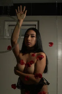 Caroline_Millerr C A R O L I N E Pic 2