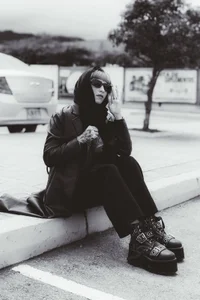 AlissaPeachx Black and white sensual love Pic 5