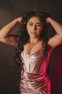 Anna_parkker_ ELEGANT Poză 2