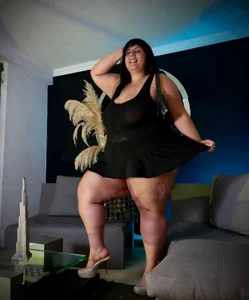 HannahVenza Public Pic 5