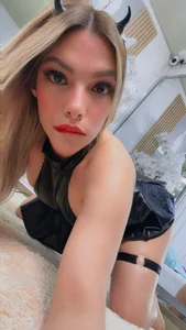 VesperVelvet Public Pic 5