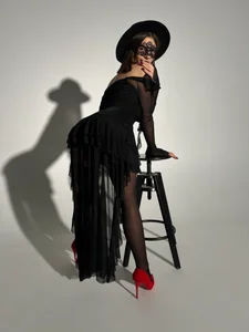 KatyOops I'm ready for Halloween. How do you like my sexy witch look?🔥😈🎃 Foto 6