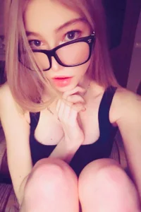 MoniqueYeisley: Im Diana ( фото)