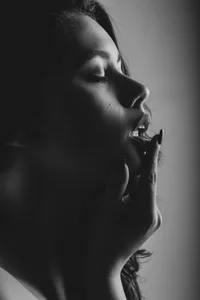 Brenda_jamess Black and white Billede 2