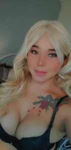 Hello eveyonee!! de Evalyn_Shemale  2 photos