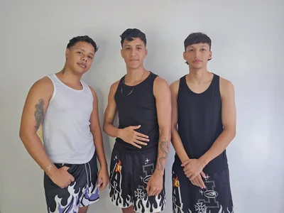 MaelSebasAndRobert1のPublicの枚の写真