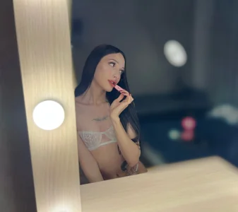 MILAUFALYVY Public Pic 3