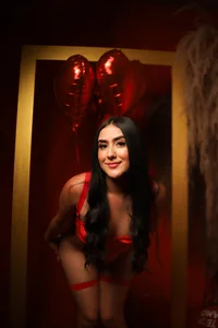 paulina_sweett_ I love you Red Pic 2