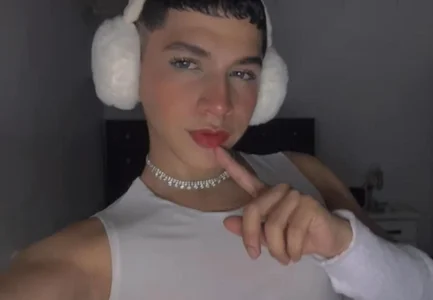 DanniiGrovers Public Pic