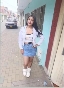 Public de Yara_wet  5 Imagens