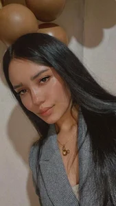 ValentinaRojass_ Public Immagine 