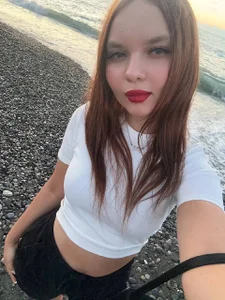 Frostyylina My first album 🥰 Εικόνα 5