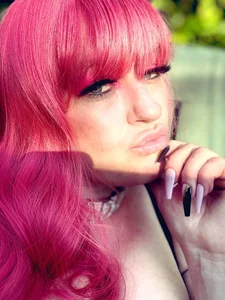 Daddyscigarslut Public Pic 3