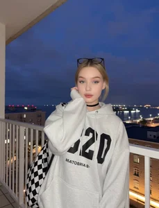 ShyLulyX Public Billede