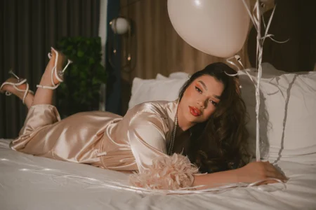 LeaThompson Happy Birthday Goddess💎 Εικόνα 6