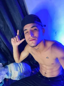 Yoel_Sexy2026's I'm a new and fun guy Sex Photo 6