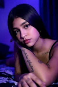 NatashaHot158 kiss 圖片