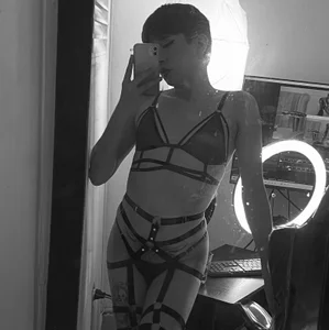 chica sexy🖤 od Chris_boy_  snímek