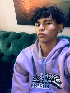 Sex_Boy_33_ Public Pic 3