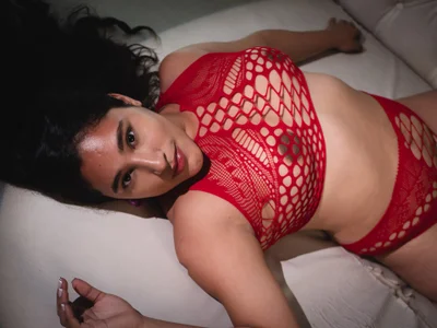 SelenaRuiz7 Public Pic 5