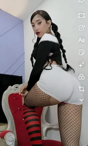 Sweett_Vanessa_😈 Welcome to my Room 😈 Bild 4