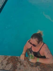 -LinaLove- Public Pic