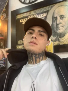 _valentinooo kullanıcısının Miau🐈‍⬛ albümü -  3 fotoğraf