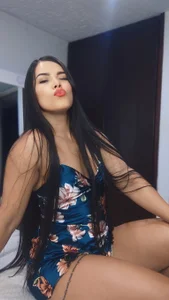 amazonafit_ Diosa de flores 😍🐝 Pic 2